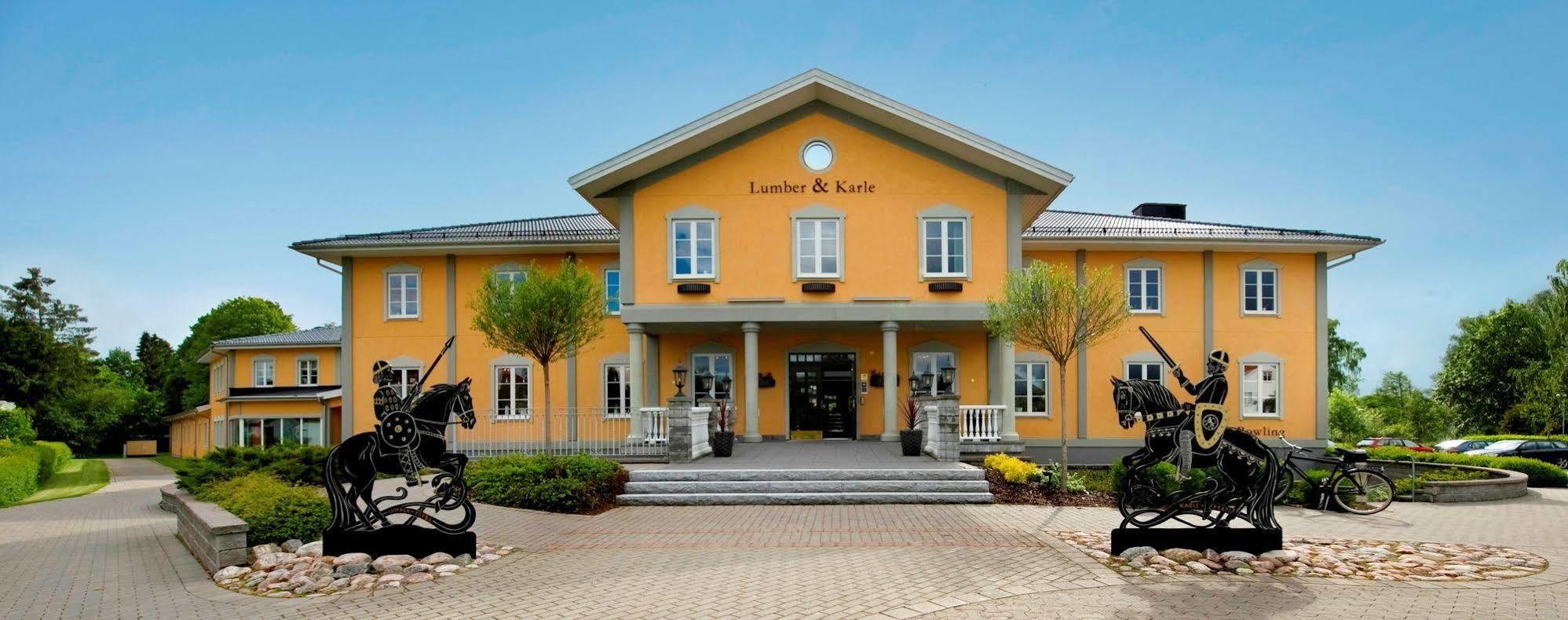 Lumber & Karle Hotel Kvanum Exterior photo